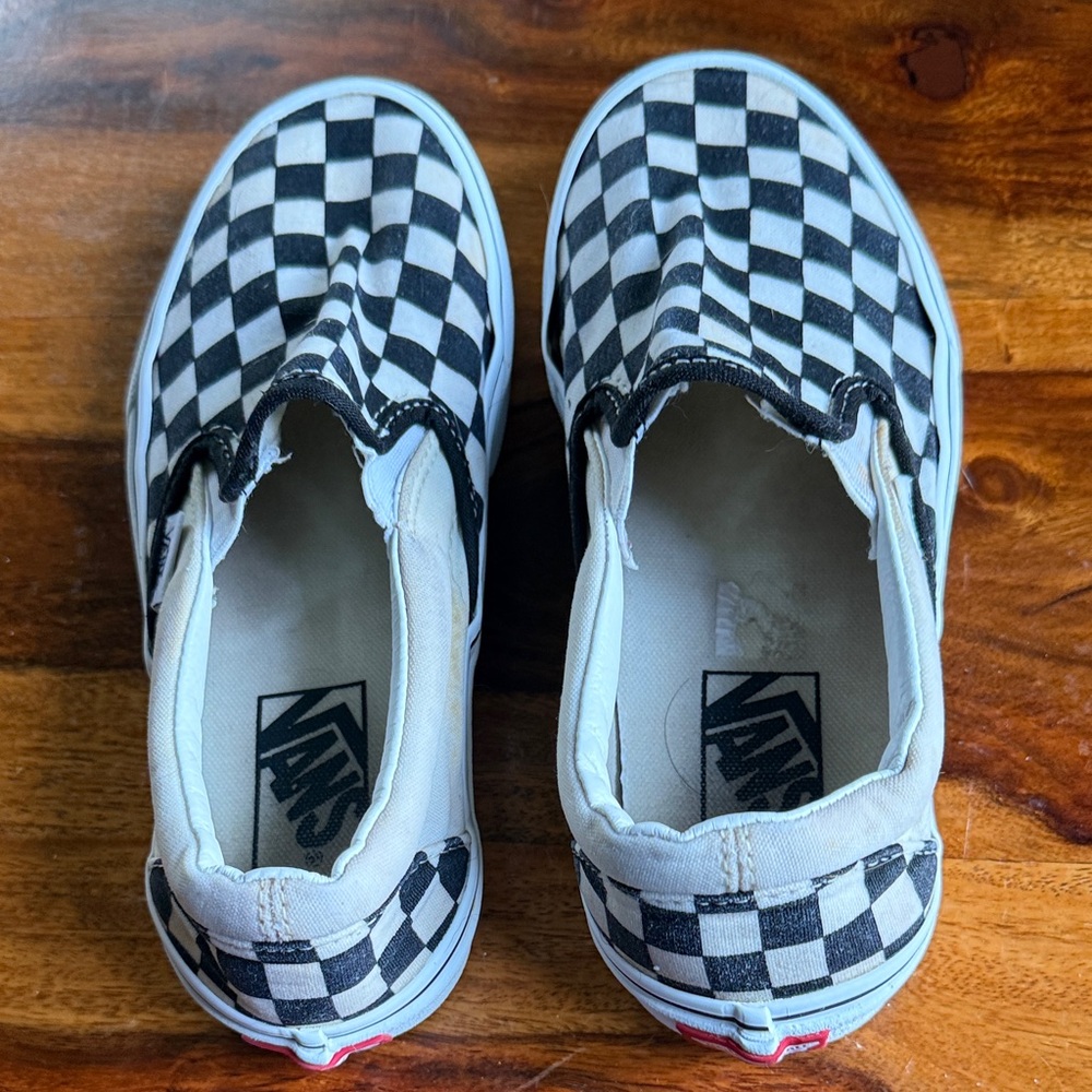 Vans slip on